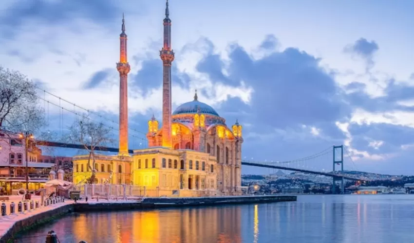 Istanbul City Break by Plane
