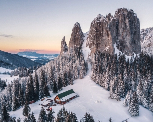 Drumeție la Piatra Singuratică și Vf. Hăsmașul Mare