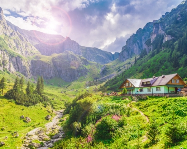 DRUMEȚIE ÎN BUCEGI ➤ Cabana Mălăiești & Diham