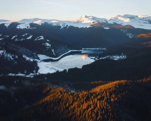 Drumeție în TransBucegi ➤ Vf. Tătaru 1998 m • Peștera Ialomiței • Zănoaga & Lacul Scropoasa